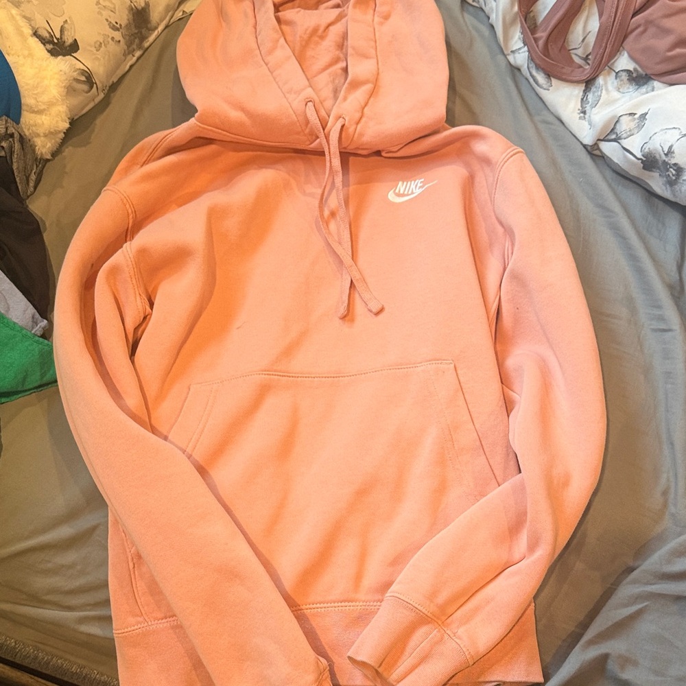 Nike Women's Peach Hoodie Sweater